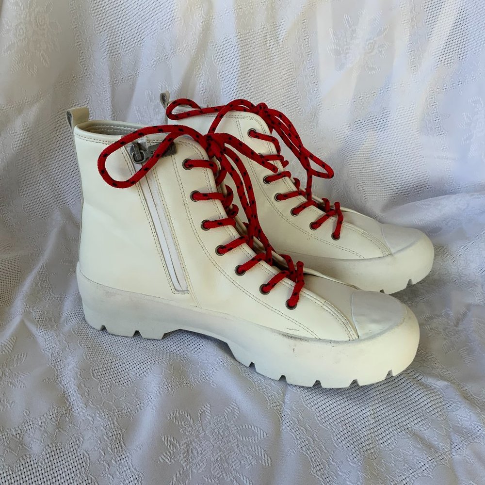 Blondo Waterproof Boots